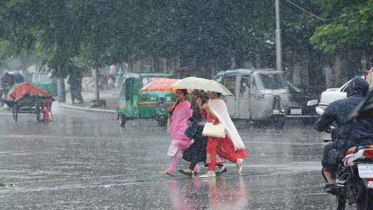 হঠাৎ বৃষ্টি বাড়ল কেন, থাকবে কয়দিন