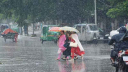 হঠাৎ বৃষ্টি বাড়ল কেন, থাকবে কয়দিন