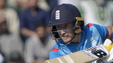 সাদা পোশাকে অতুলনীয়, ওয়ানডেতেও ইতিহাস গড়লেন জো রুট