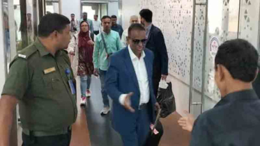 দীর্ঘ ১৫ বছর পর দেশে ফিরলেন হানিফ এন্টারপ্রাইজের কর্ণধার মো. হানিফ