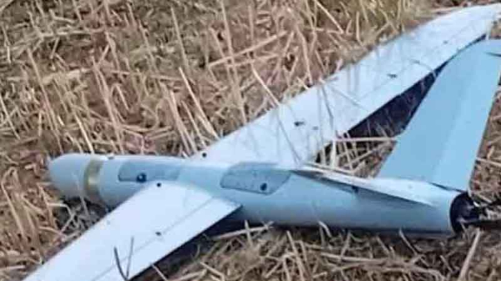 ভারতের ৭৭টি ইসরায়েলি ড্রোন ভূপাতিত করার দাবি পাকিস্তানের: সীমান্তে উত্তেজনা চরমে ভারতের ৭৭টি ইসরায়েলি ড্রোন ভূপাতিত করার দাবি পাকিস্তানের: সীমান্তে উত্তেজনা চরমে