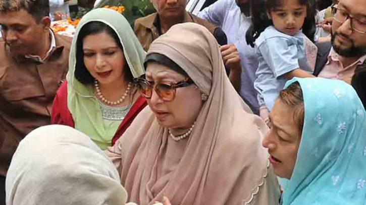 জুবাইদার ১৭ বছরের নির্বাসিত জীবনের অবসান জুবাইদার ১৭ বছরের নির্বাসিত জীবনের অবসান
