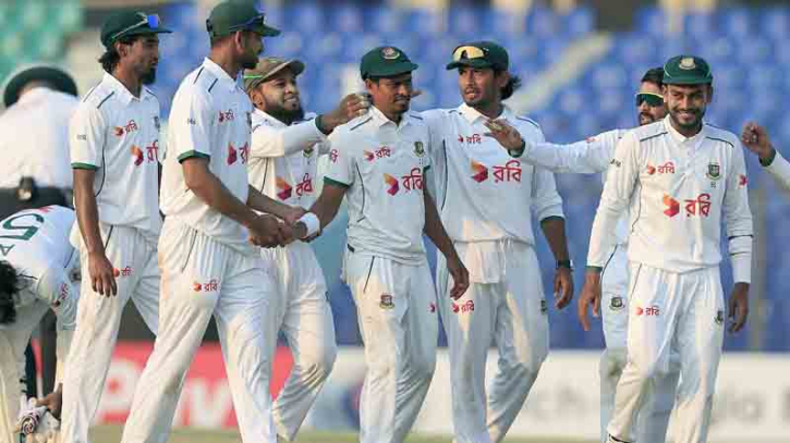 চট্টগ্রামে ইনিংস ব্যবধানে জয়, সিরিজে সমতা ফেরালো বাংলাদেশ চট্টগ্রামে ইনিংস ব্যবধানে জয়, সিরিজে সমতা ফেরালো বাংলাদেশ