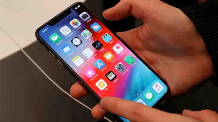 সব সিম লক রেখে কিস্তিতে স্মার্টফোন বিক্রির সুযোগ পাচ্ছে অপারেটররা